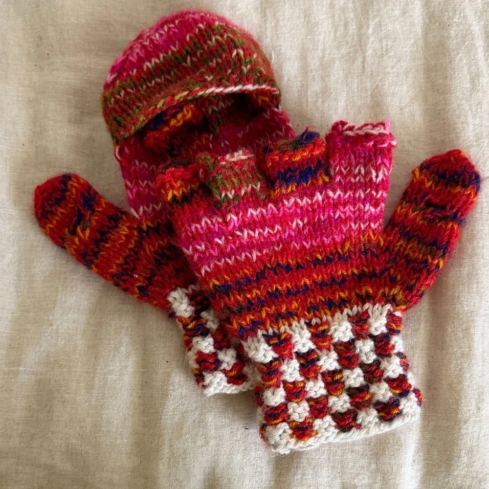 ❤️3 for $15!❤️  Peruvian Knit Fingerless Gloves